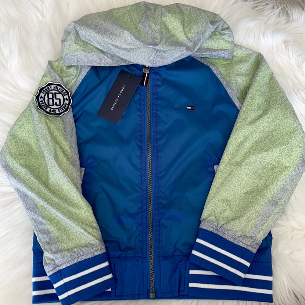 NWT Tommy Hilfiger Toddler Boys Jacket, size 5